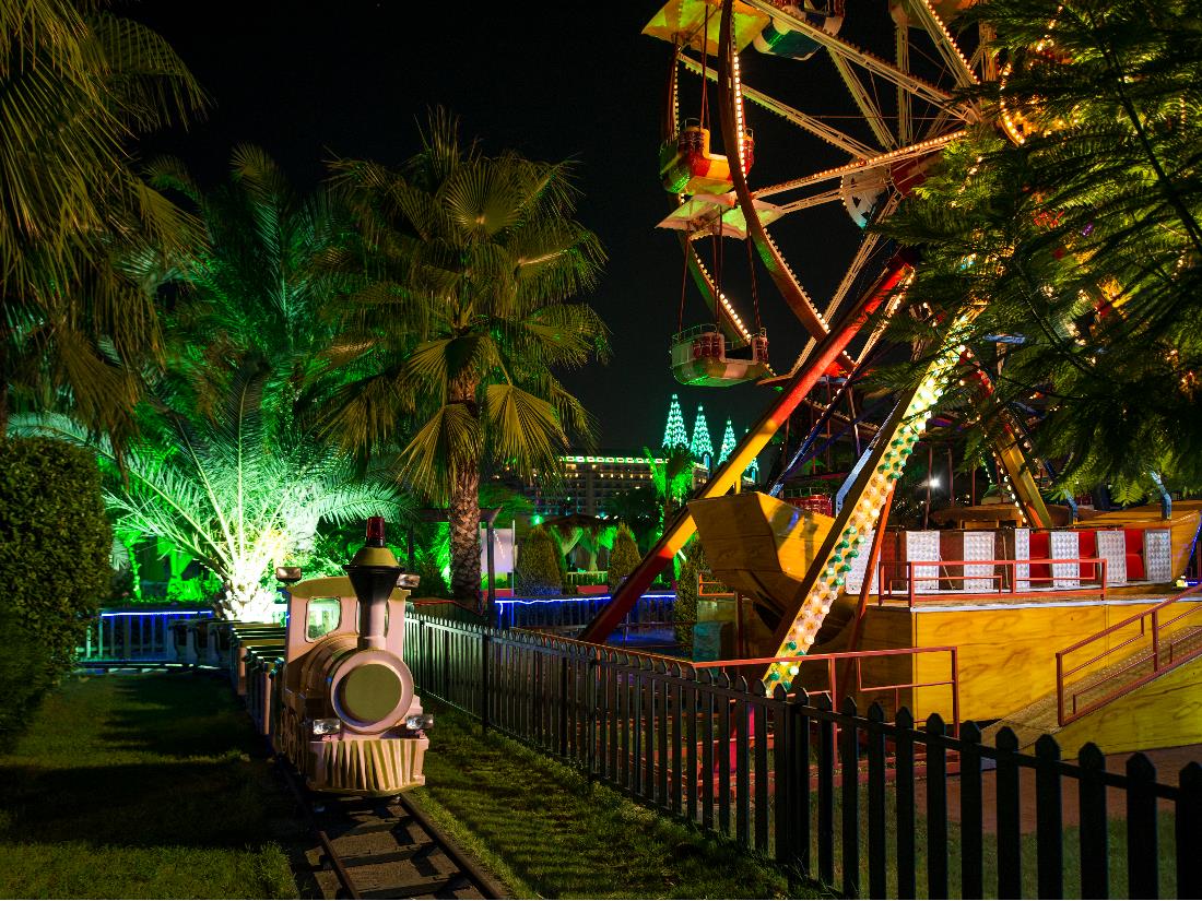 Amusement Park / Game Room / Cinema - Activities & Entertainment - Delphin Palace